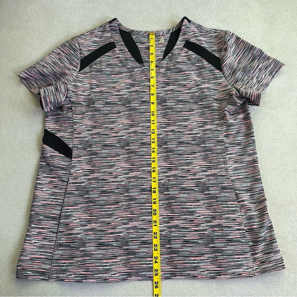 White Cross Fit V Neck Scrub Top. Pink Space Dye. Large. - Picture 4 of 5
